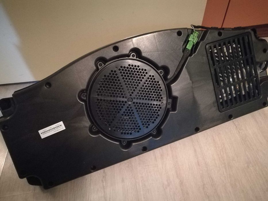 SUBWOOFER, БАС за Мерцедес AMG S63