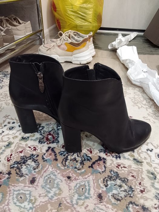 Ботинки полуботинки