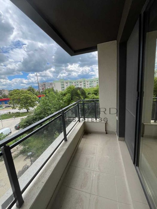 Продава се Тристаен апартамент в Пловдив, Христо Смирненски - 140 кв.м за 2550 €/кв.м - Снимка #12