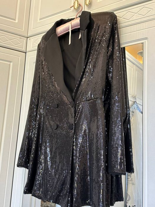 Костюм шорты черные а паедках