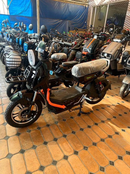 Elektro skuter dastafka bor