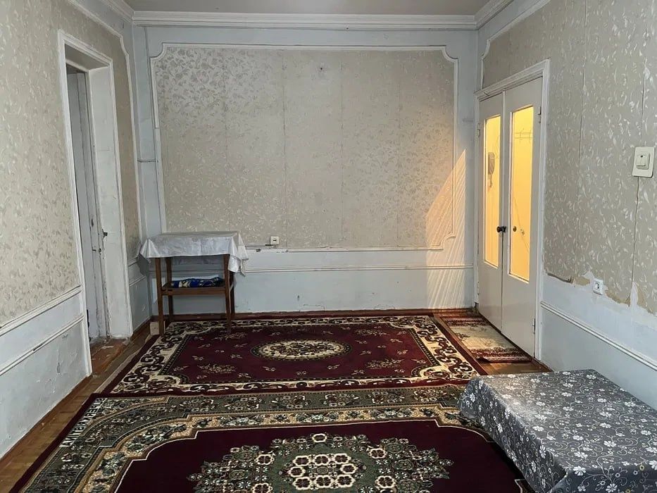 Сергели 1. 1/4/5 39 м² Сергели 5-станция Метро продаётся квартира