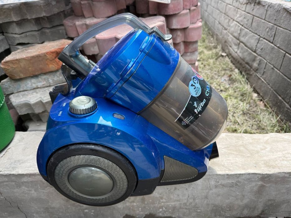 Срочно продам Пылесос