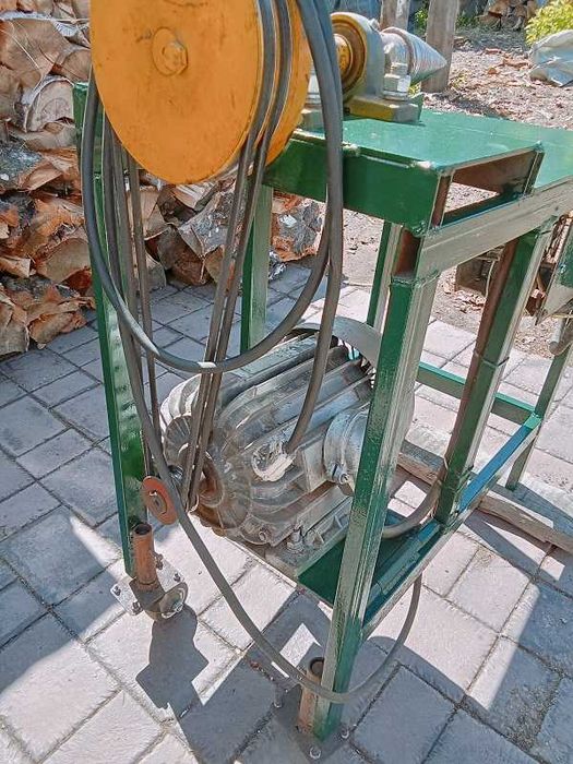 Дровокол винтовой (морковка) 380/220 Вольт  210000 Тенге