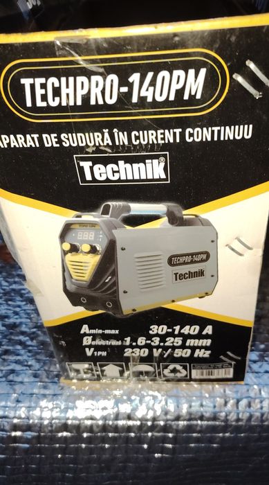 Aparat de sudura, bonus masca și electrozi.