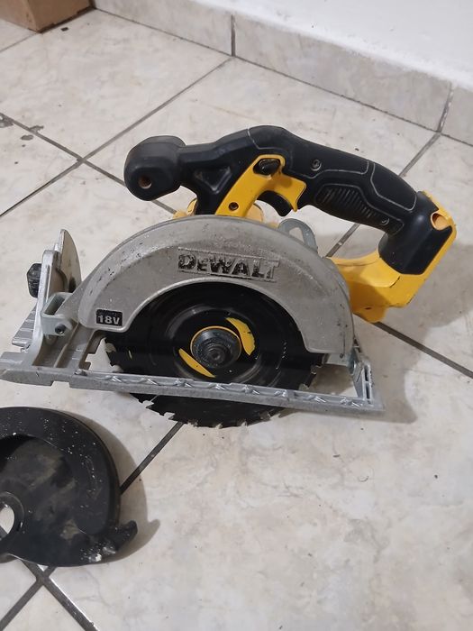 Circular dewalt 18v