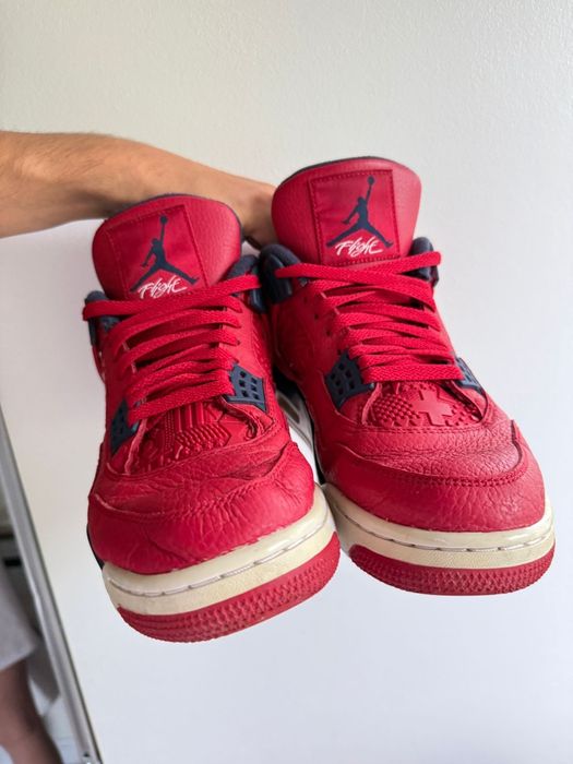 Jordan 4 FIBA 2019