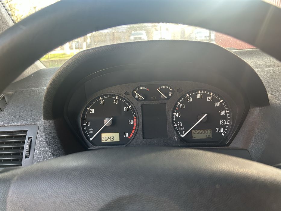 Vand Skoda Fabia 1.4 benzina