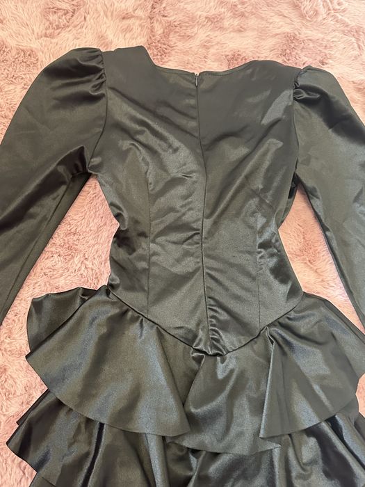 Rochie de ocazii neagra cu volanase