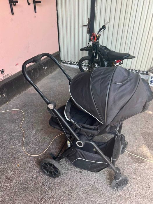 Продам детскую коляску