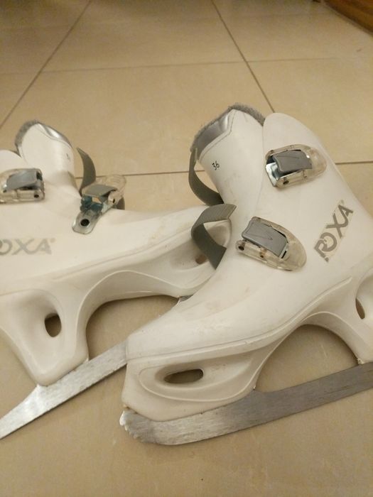 Patine gheata marimea 40