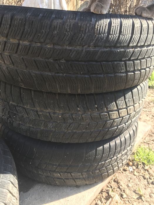 Резина 4 штук всесезонка