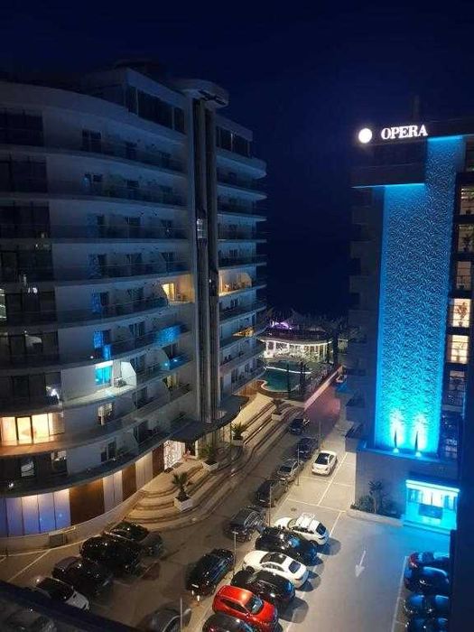 Cazare Apartamente | Zona Opera, Loft, Nuba | Vedere la mare | Parcare | 4 pers