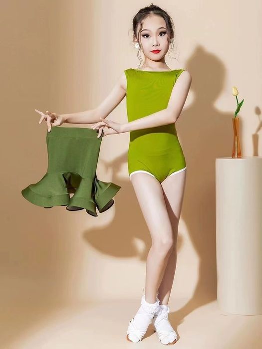 Костюмы для бальных танцев купальник юбка лосины гетры туфли