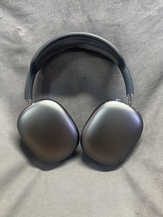 Продам  Airpods max