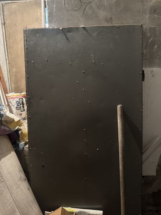 Продам дверь железные