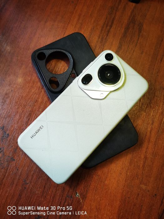 Продам срочно Huawei Pura 70 Ultra