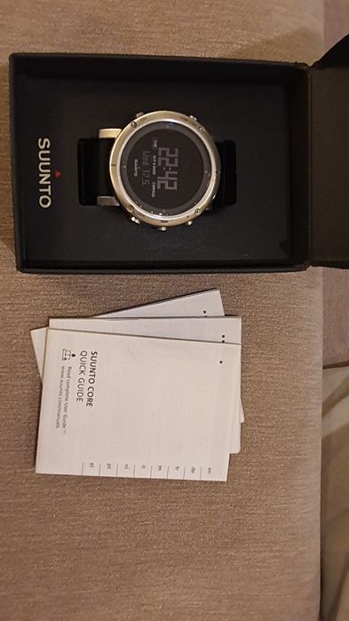 Продам часы SUUNTO