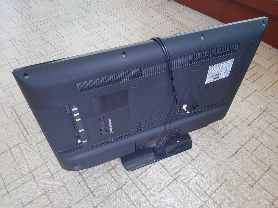 Телевизор Samsung 32"