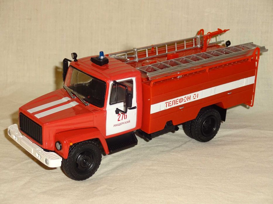 Масштабные модели 1/43 продам.