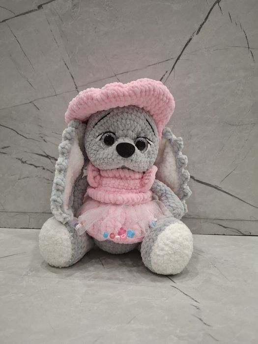 Плюшени играчки  малко пухкаво зайче