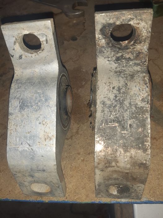 Сайлентблоки на субару продам