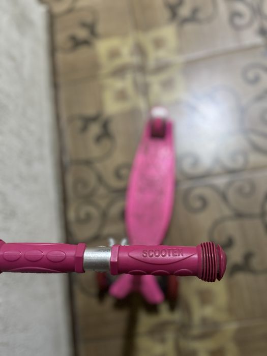 Продам детский самокат