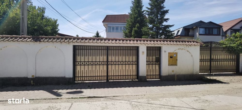 Casa S+P+1, pretabil si pentru birouri + Graj/Service auto in curte