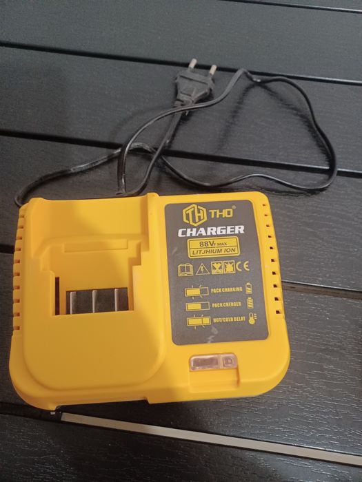 Polizor unghiular (flex) THD