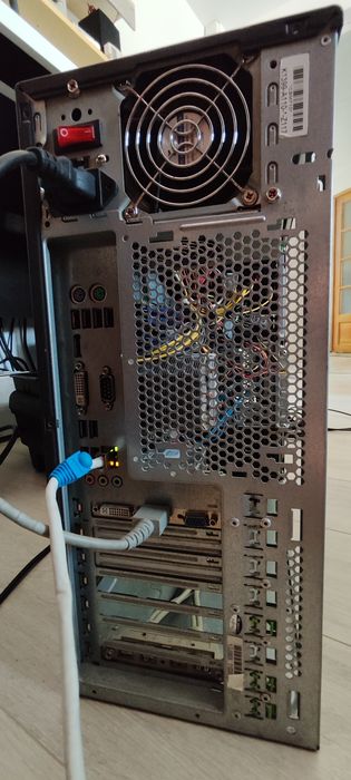 PC Fujitsu I3 HDD 1TB