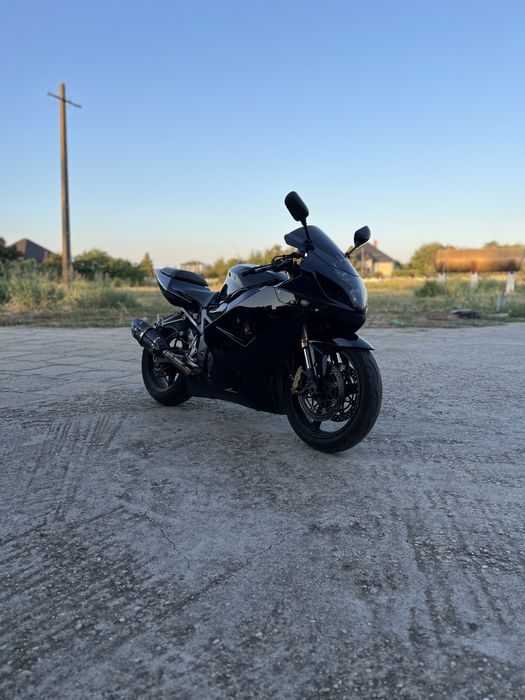 Suzuki gsx r600 k5