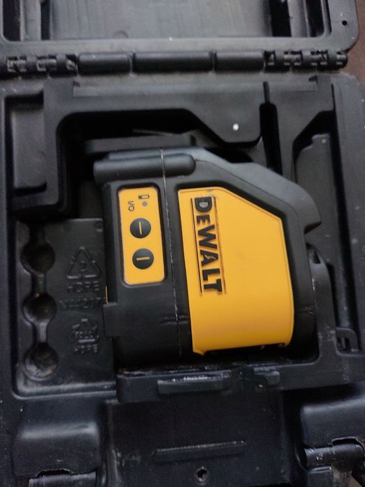 Vând laser Dewalt DW088 !!