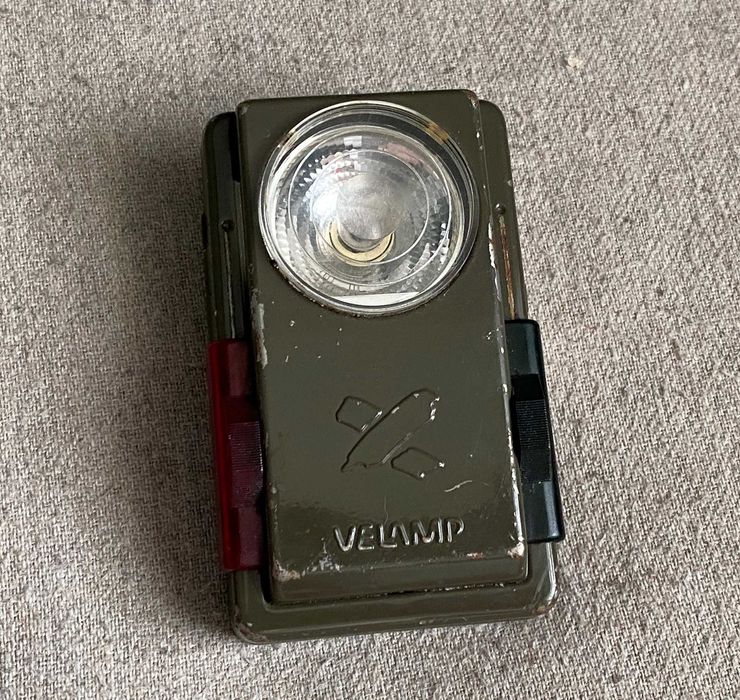 Lanterna semnalizare militara VELAMP lumină roșie verde Italia veche