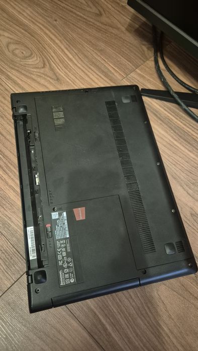 Laptop Lenovo G50-45 AMD E1-6010 pentru piese sau reparat