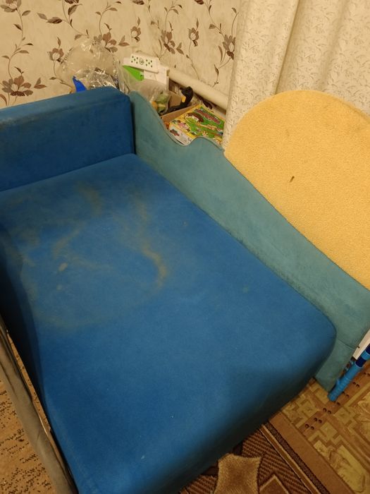 Продам детский диван