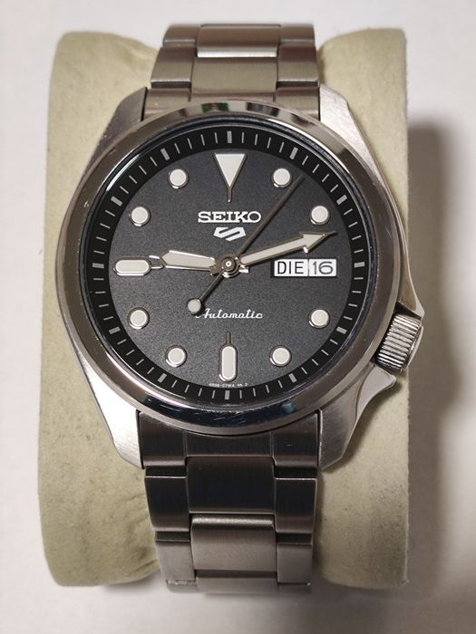 Seiko 40mm automatic DRESSKX model SRPE55K1