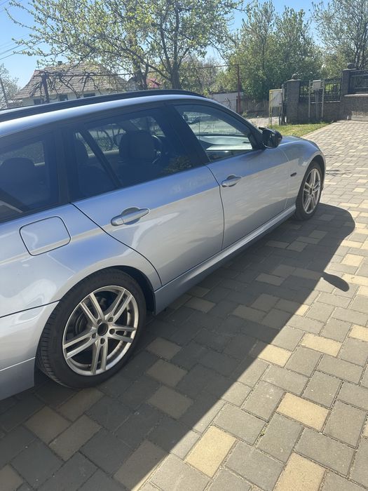 BMW E91 ,318D ,Facelift