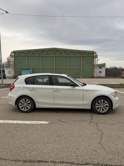Vând BMW seria 1,