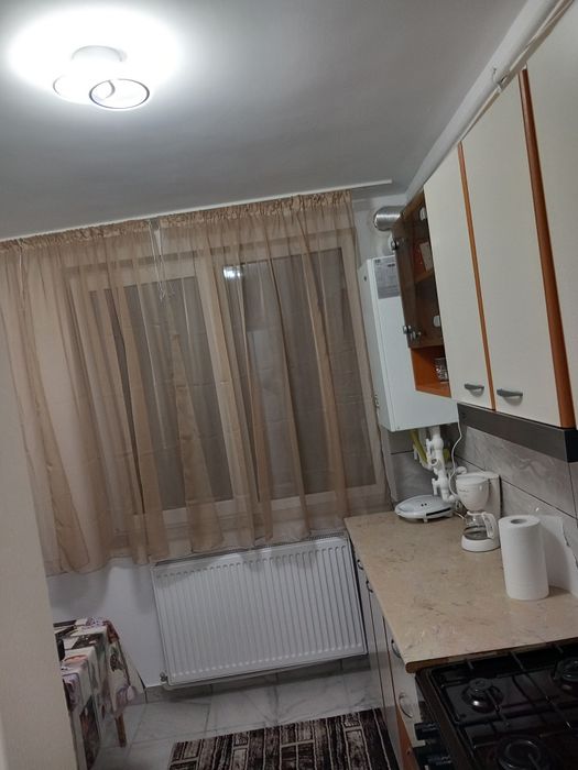 Apartament de inchiriat 1500lei