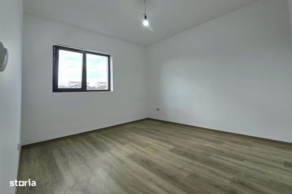 Capat CUG 2 camere D + gradina  40 mp + parcare Lunca Cetatuii