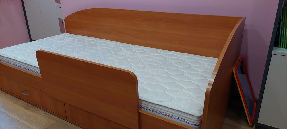 Продавам  матрак