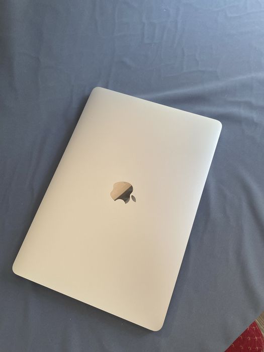 MacBook Pro baitimes 0.0.24