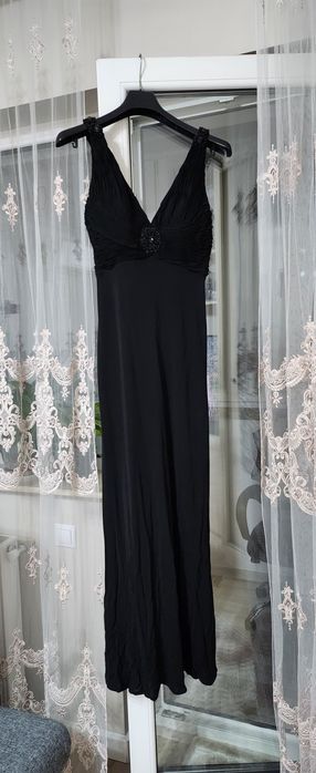 Vând rochie foarte eleganta