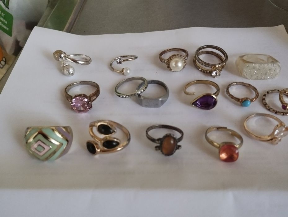 Пръстени от соца почти нови