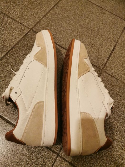 Продавам сникърси Replay