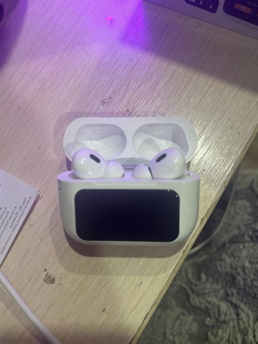 продам айрподсы с экраном, НЕ РАБОЧИЕ!!