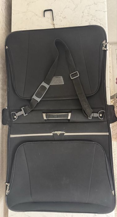 Аксесуар . Сумка дорожная.