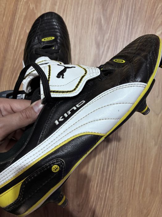 Crampoane fier ghete gazon fotbal puma King 44,2