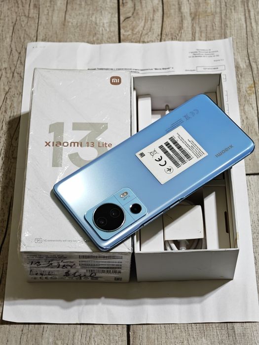 Xiaomi 13 lite 256 gb Ram 8 5G