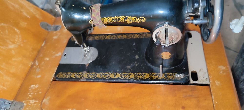 Швейная  машина б. у.